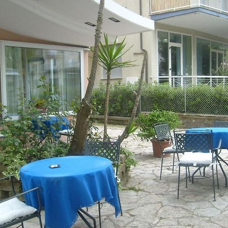 Hotel Bel Air Rivazzurra Di Rimini Eksteriør billede
