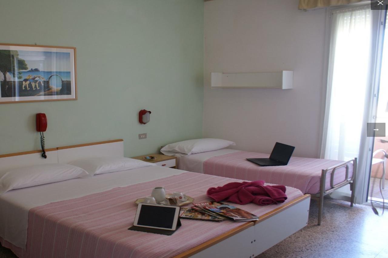 Hotel Bel Air Rivazzurra Di Rimini Eksteriør billede