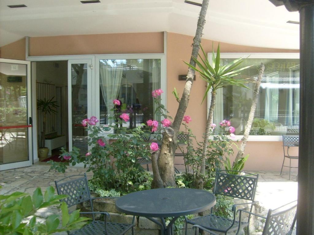 Hotel Bel Air Rivazzurra Di Rimini Eksteriør billede