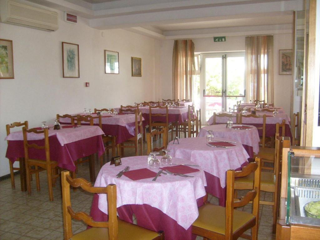 Hotel Bel Air Rivazzurra Di Rimini Eksteriør billede